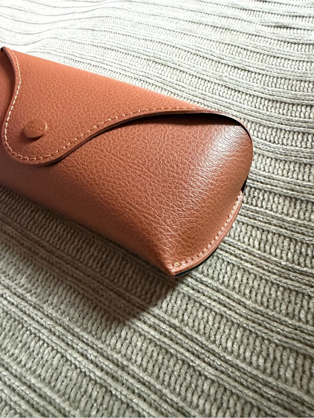 Ray-Ban Brown Leather Sunglasses Case with Gray Cleaning Cloth