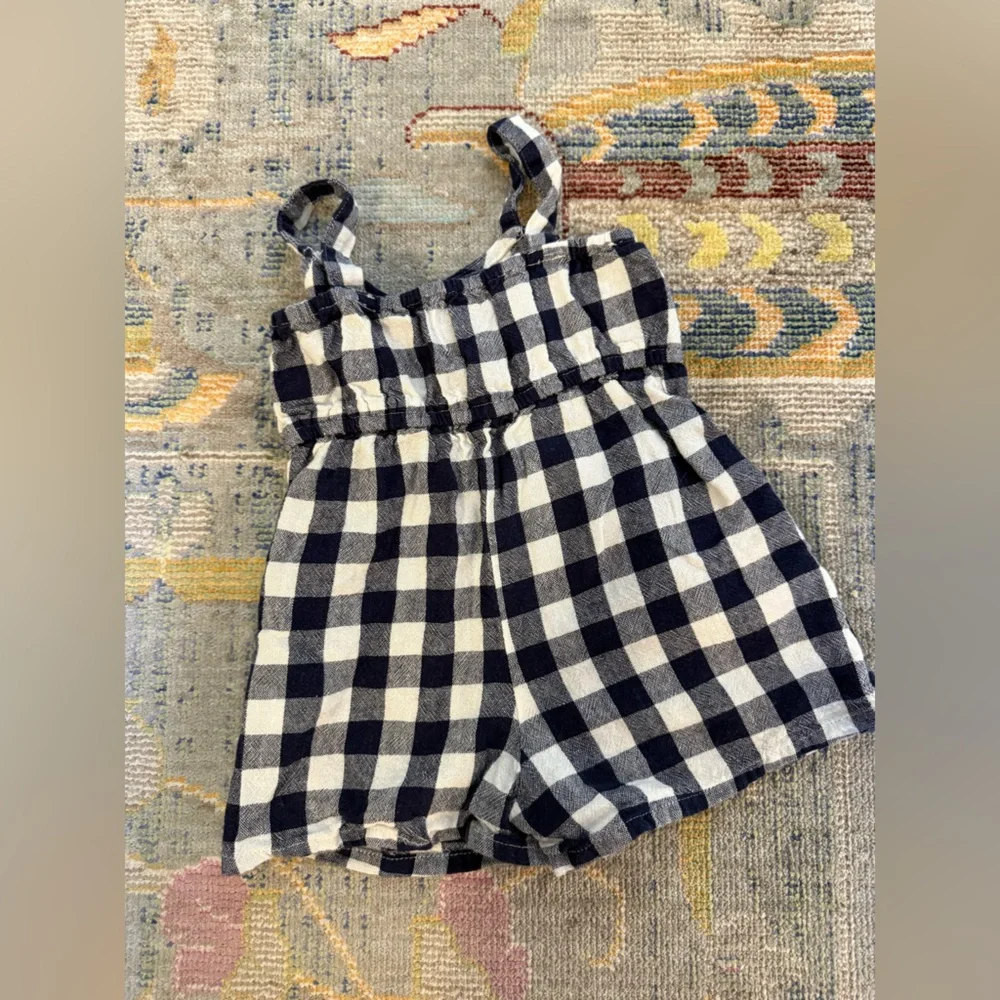 Old Navy chic navy