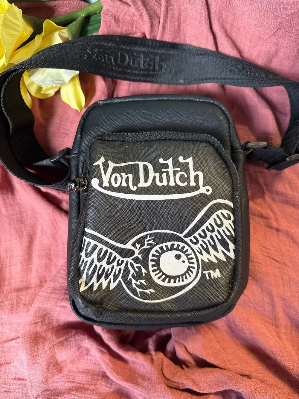 Von Dutch Black White & Flying Eye Logo Crossbody Sling Bag ~ Y2K ~ NWOT