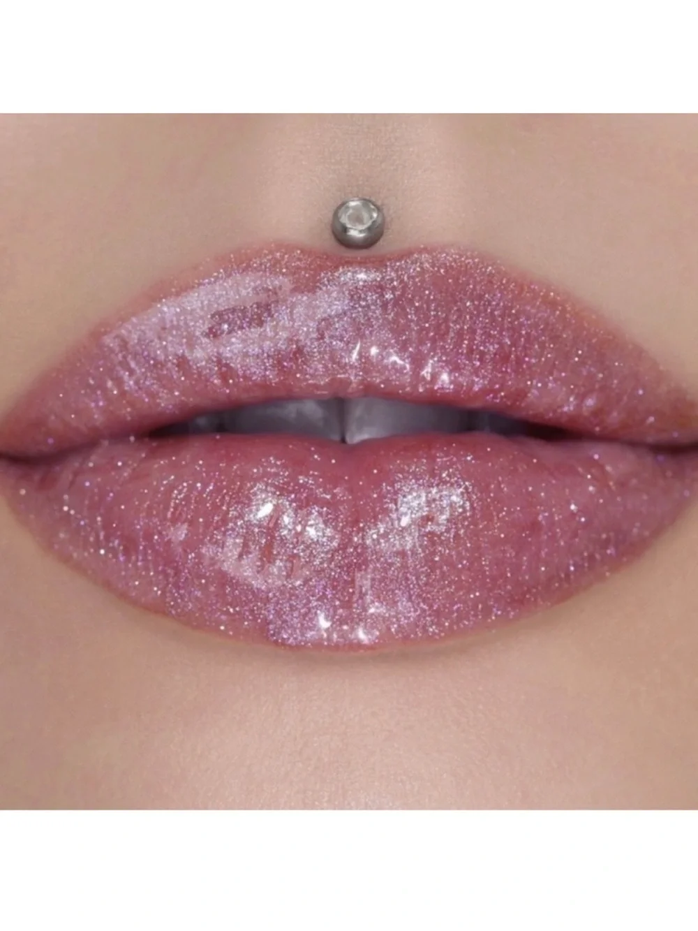 Jeffree Star iridescent lip