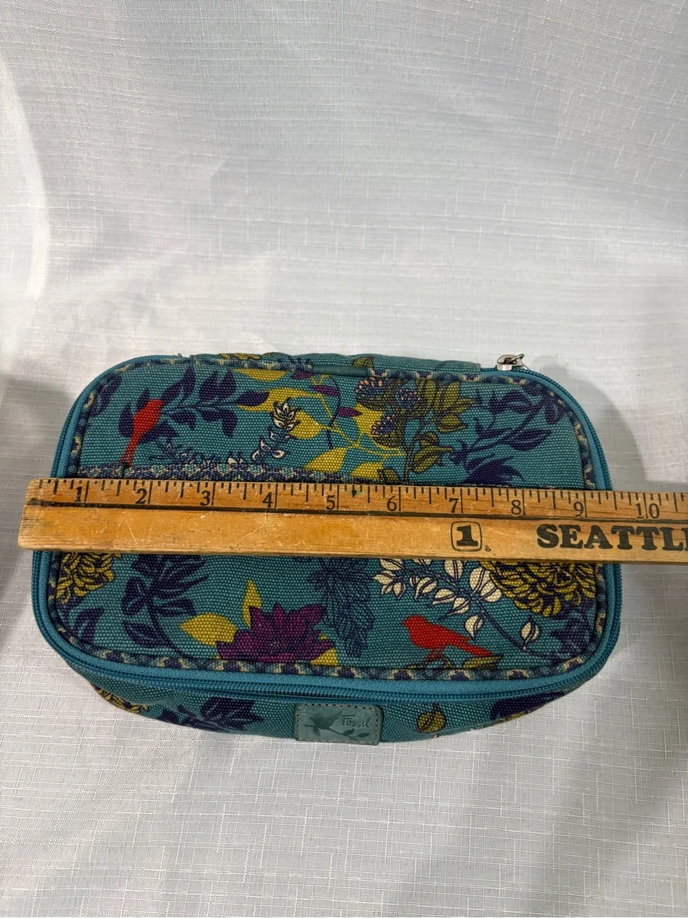Fossil visual compact zip