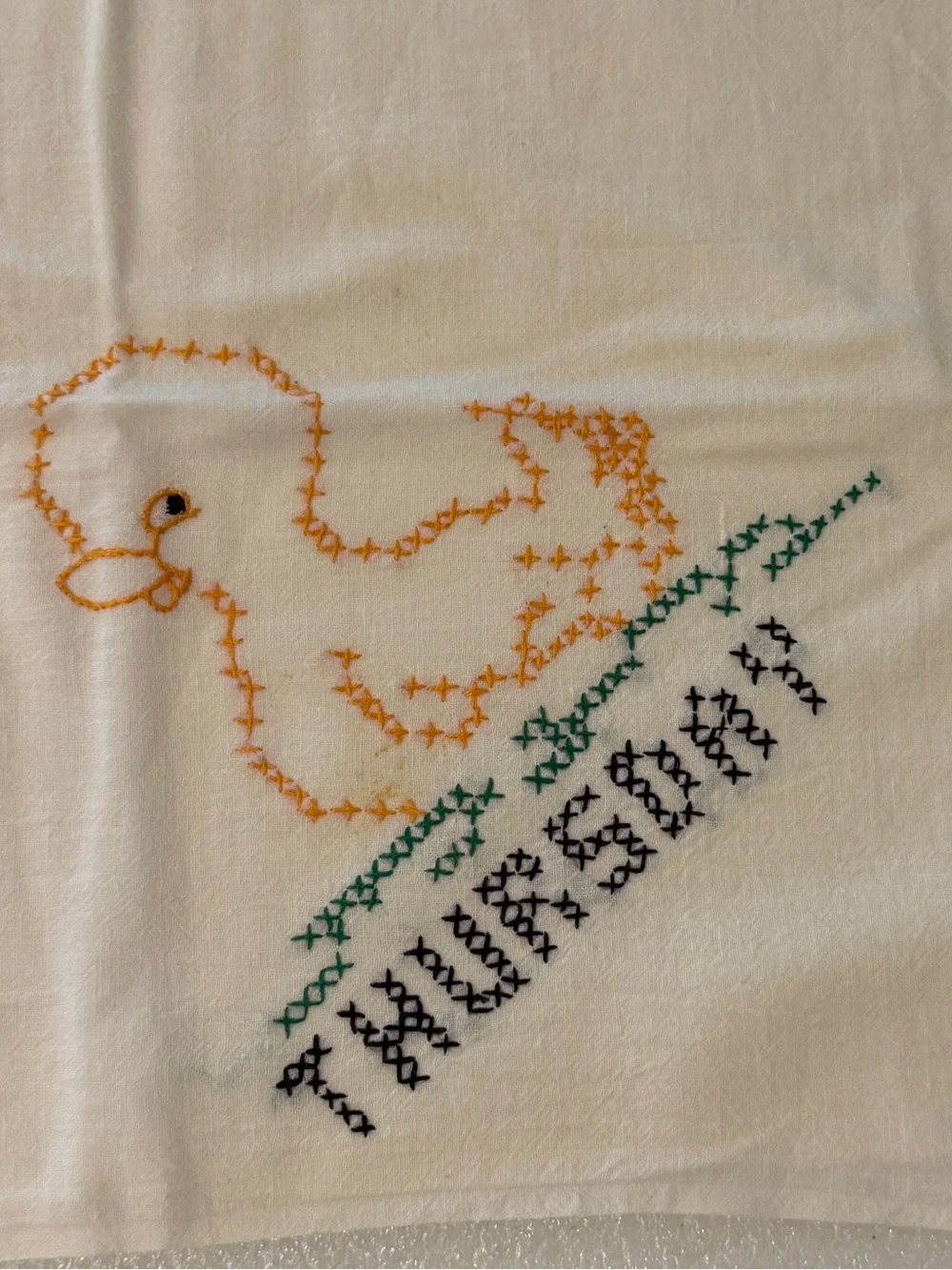 N/A set embroidered