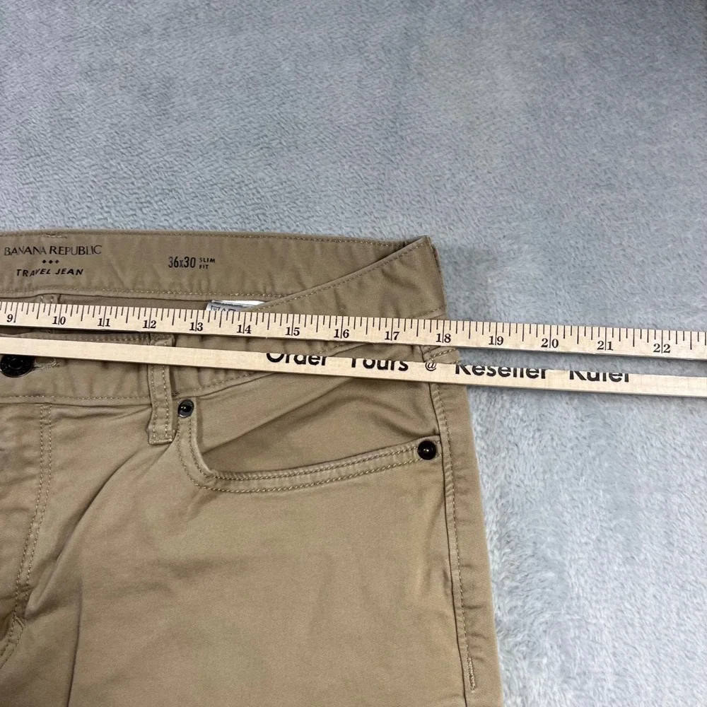 Banana Republic Travel Jean Mens 36x30 Slim Fit Khaki Tan Pants