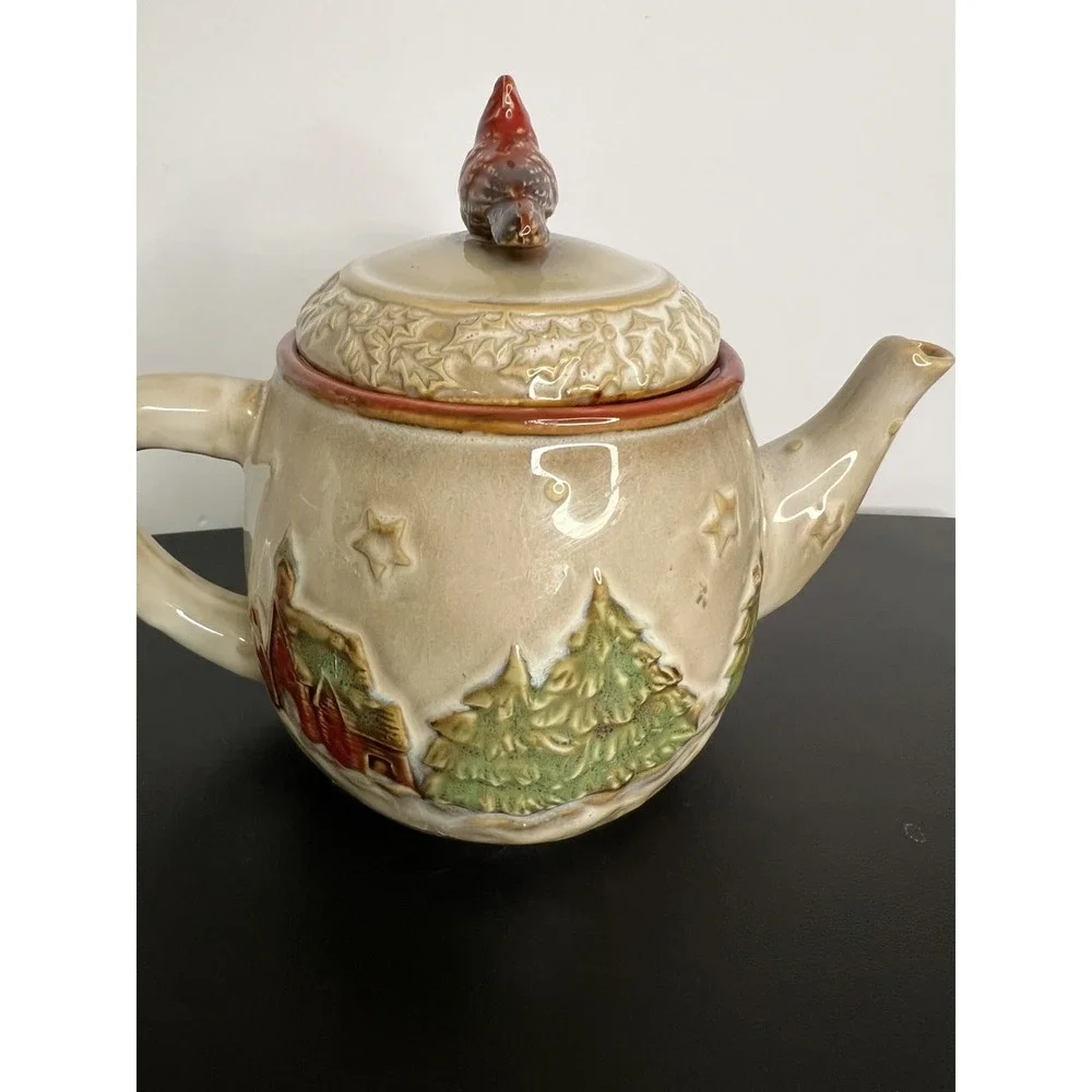 Vintage Cardinal Ceramic Teapot Bird Themed‎