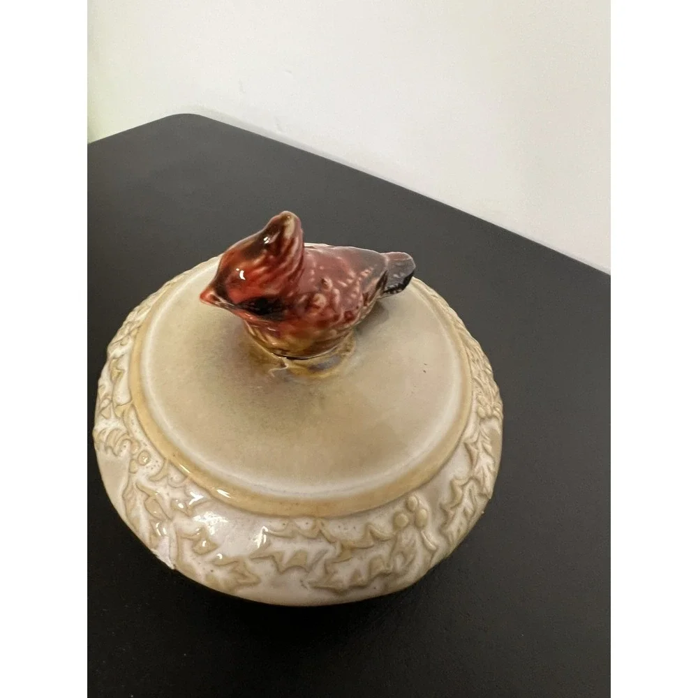 The Unbranded Brand vintage cardinal