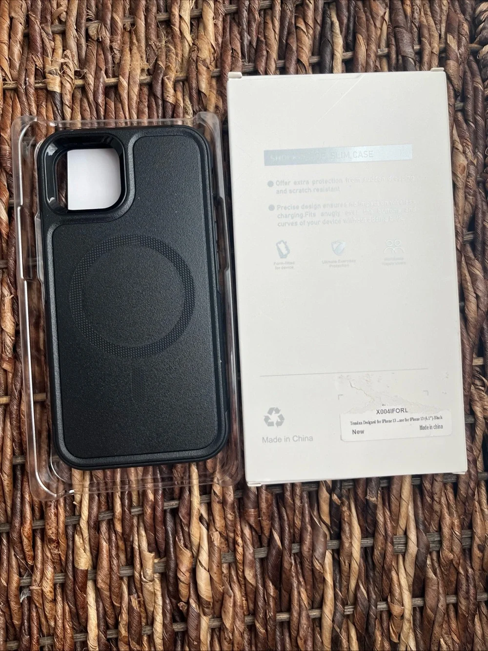 N/A sleek black