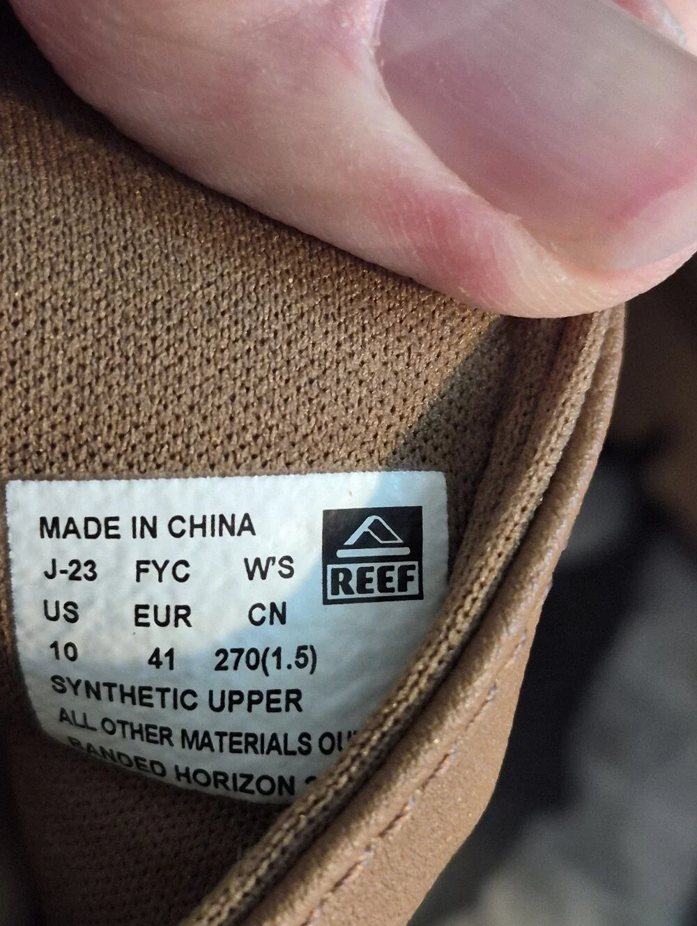 Reef sandals tan