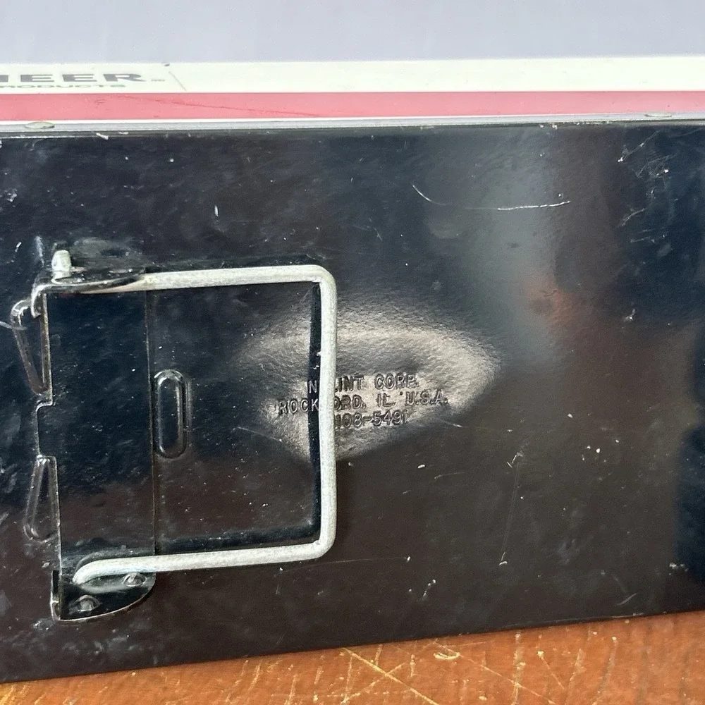 Nylint vintage pioneer
