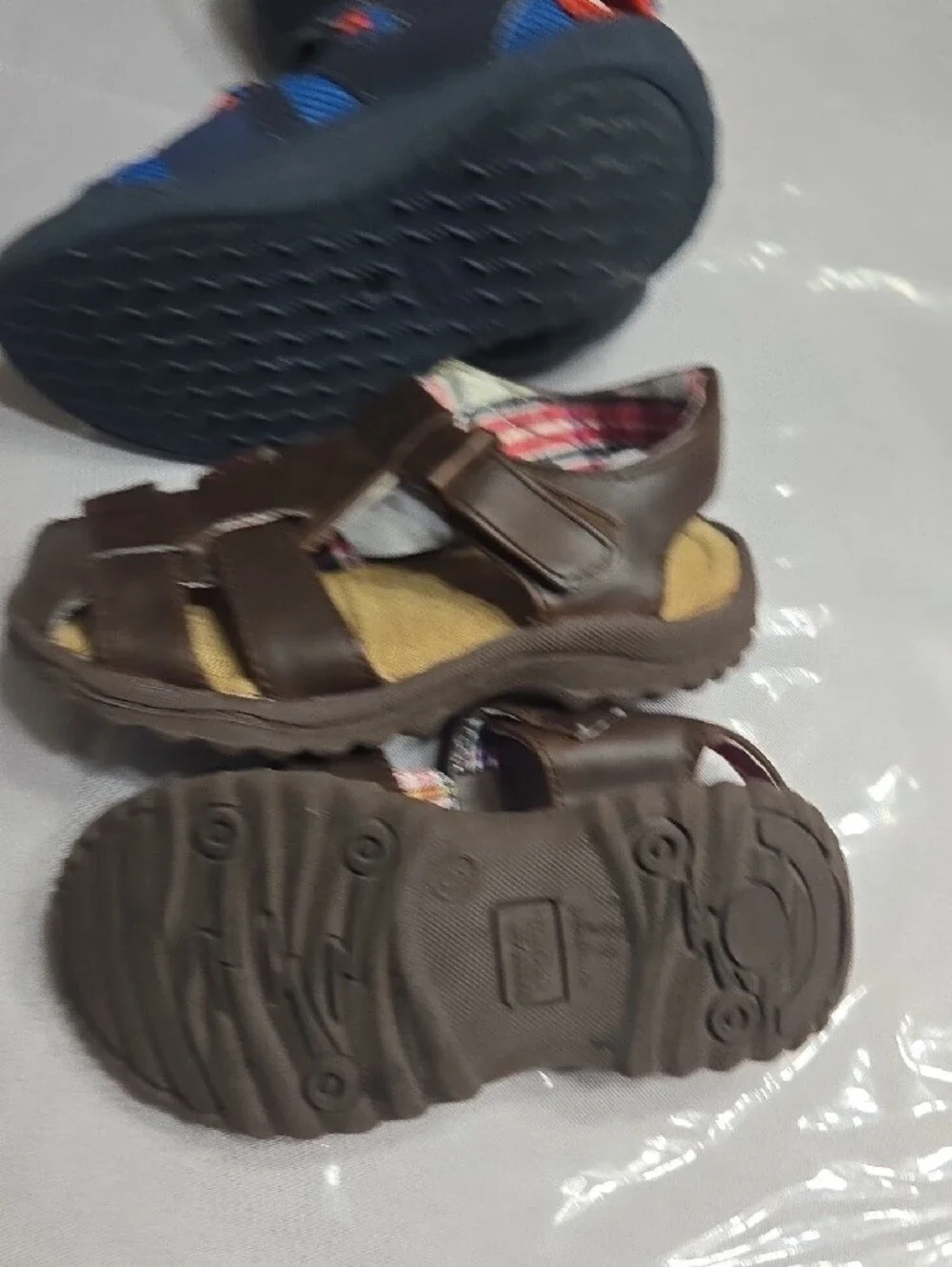 Buster Brown Brown Leather-Look Kids Sandals & Oshkosh Blue Sandals.