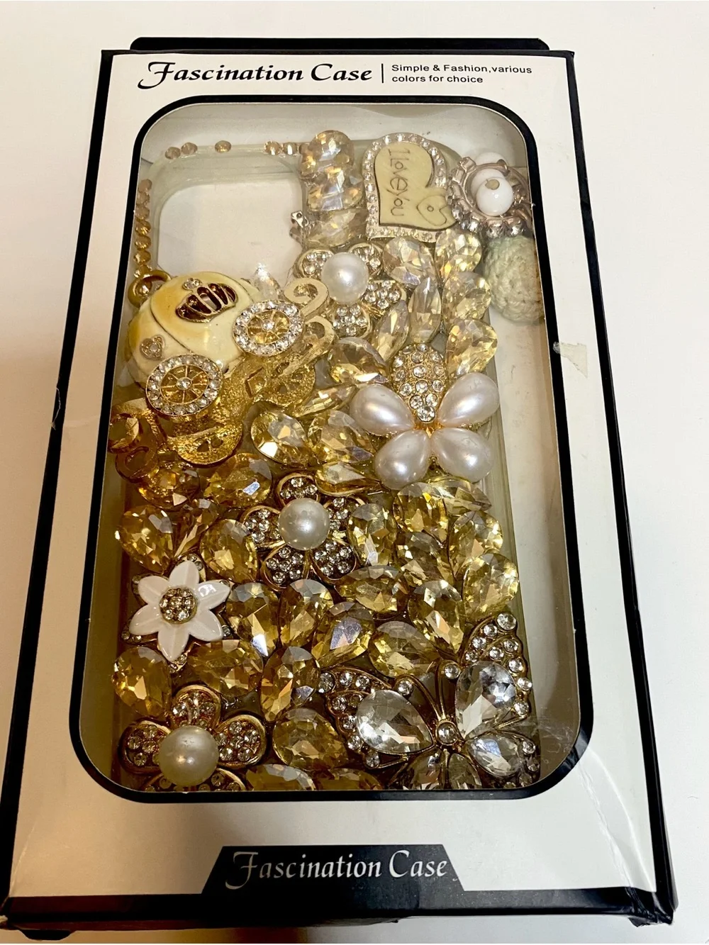 N/A luxurious gold