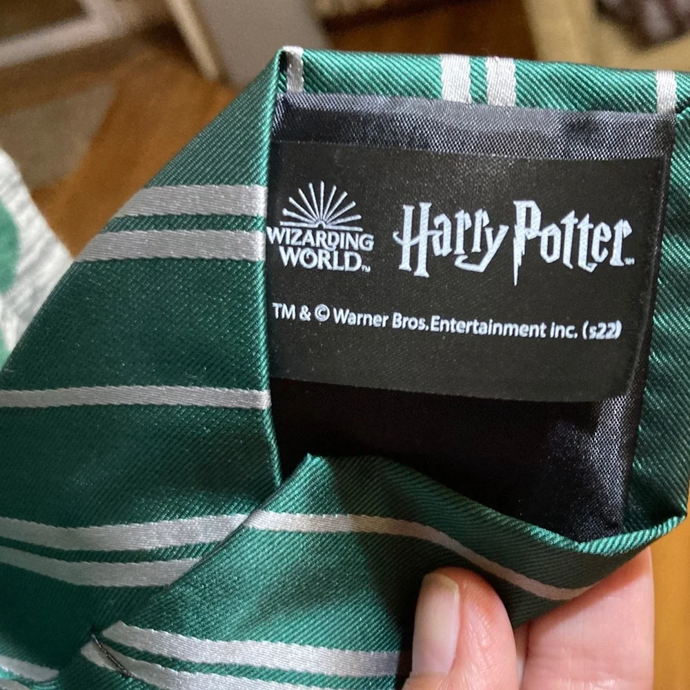 Wizarding World Of Harry Potter green knit