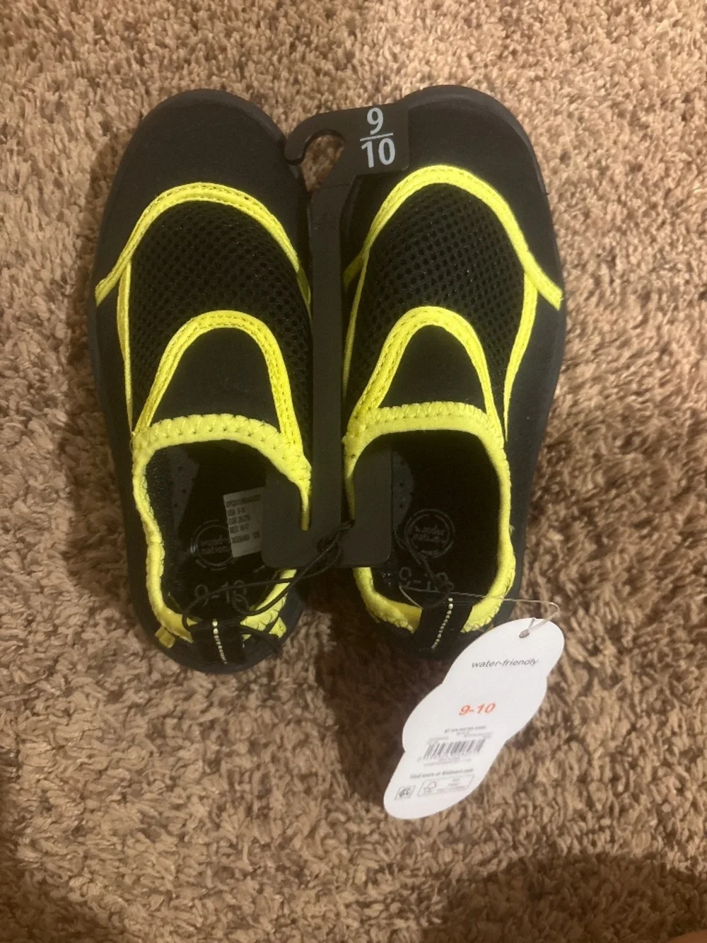 Toddler water shoes