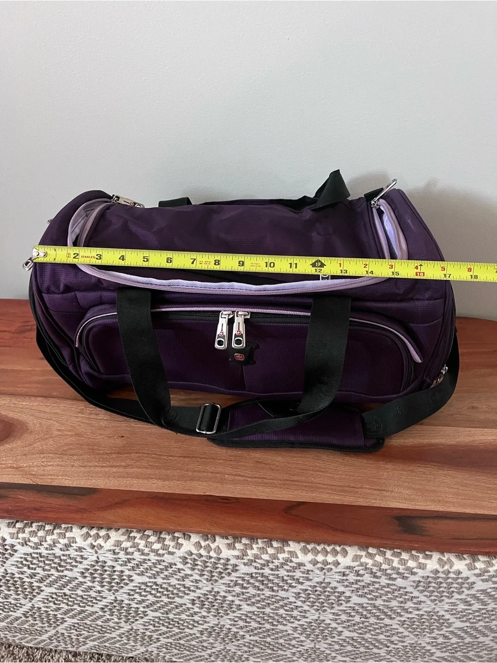 SwissGear duffel bag