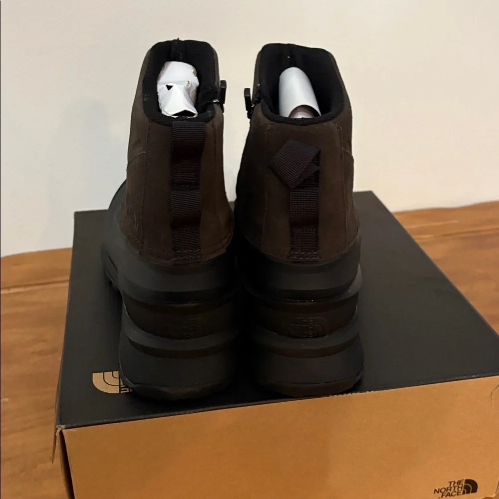 The North Face NWT Chilkat VZip Dark Brown and Black Snow Rain Boots Size 12.5