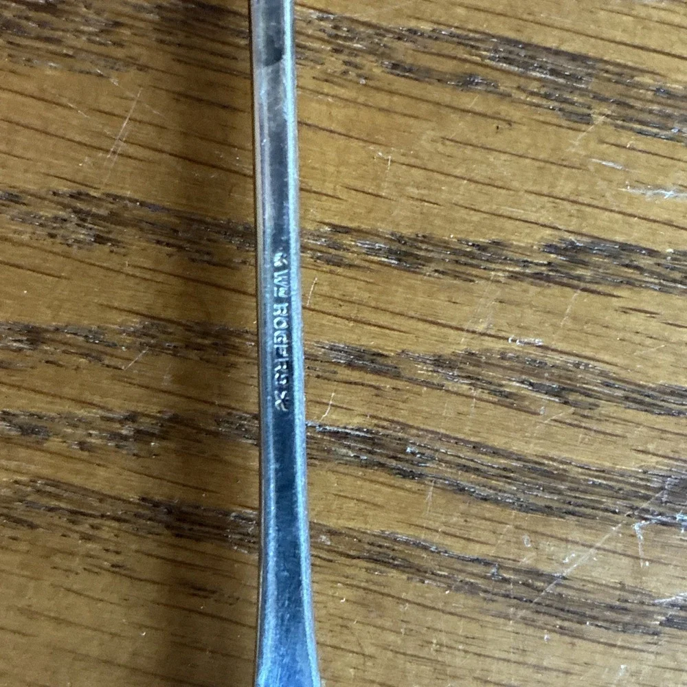 Vintage Wm. Rogers Floral Pattern Pickle/Cocktail Forks 6