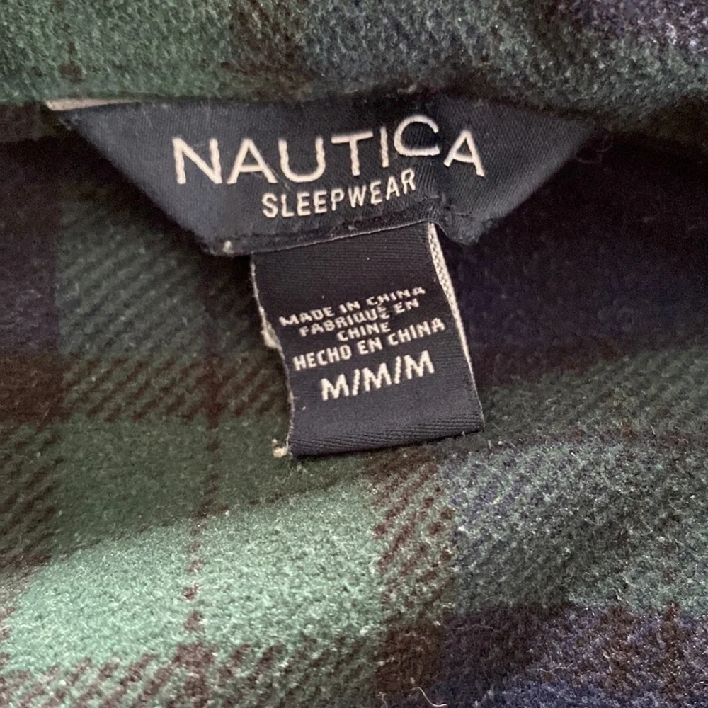 Nautica gently used