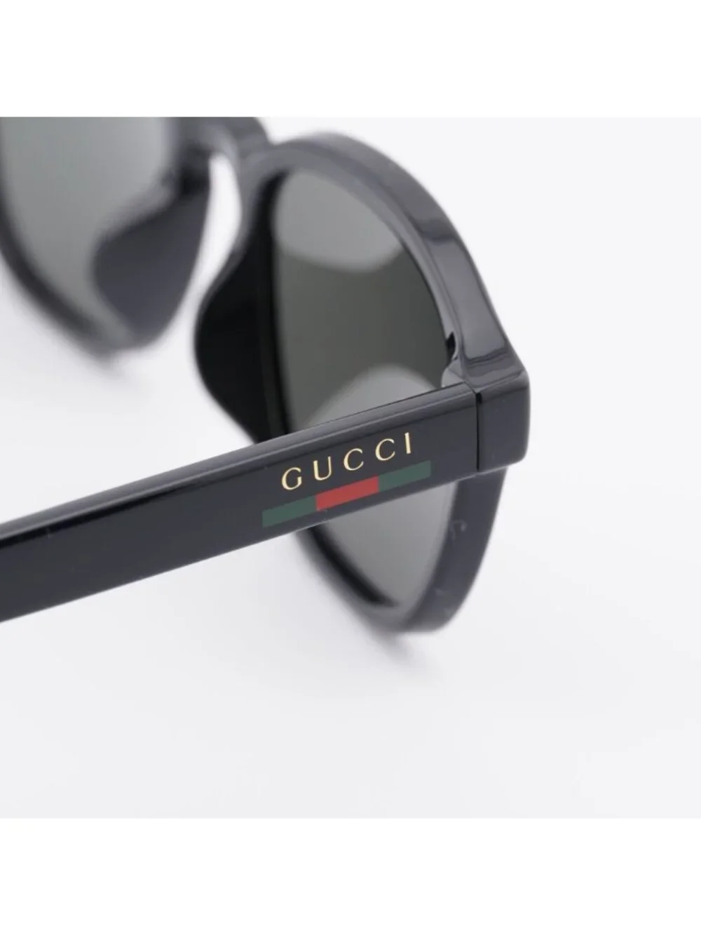 Gucci authentic gg2109sk