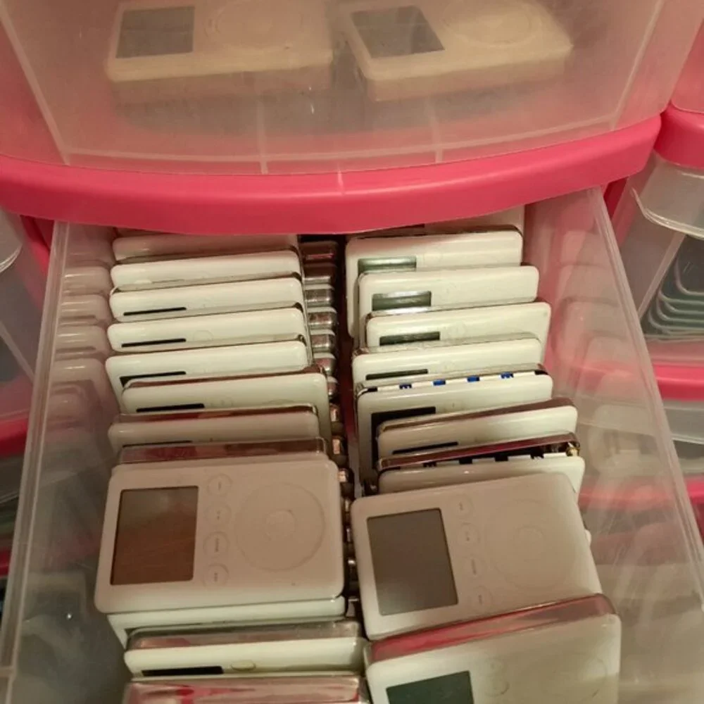 Apple price accessories