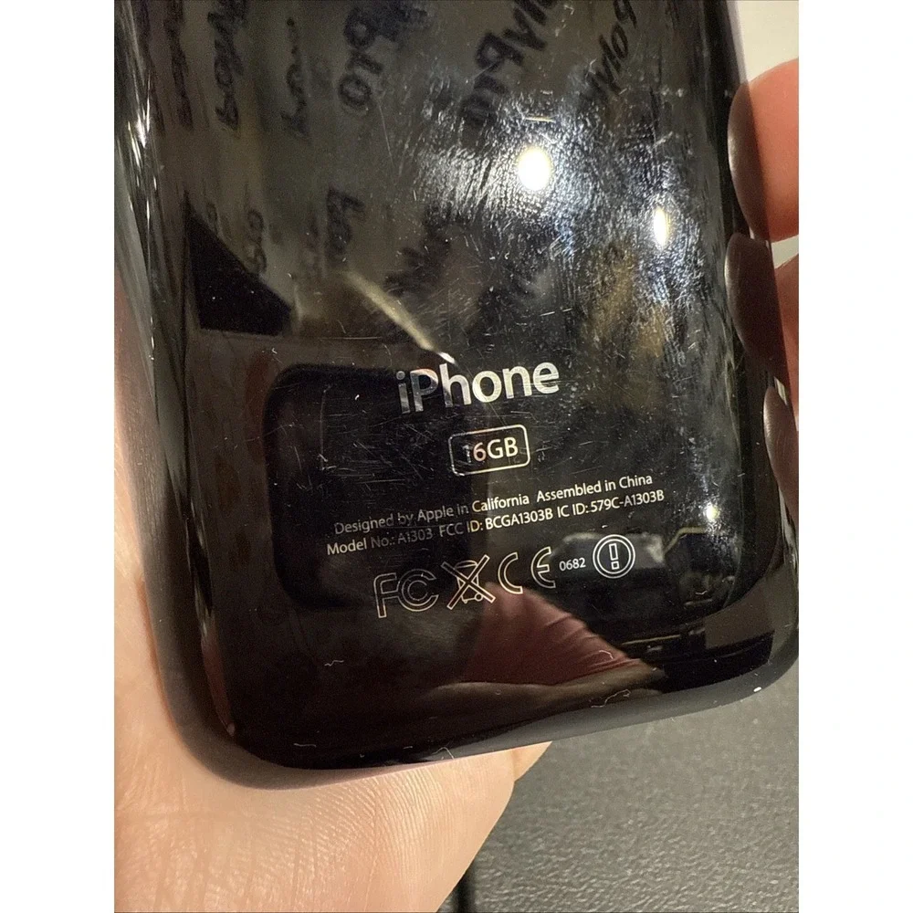 Apple iPhone 3GS Model‎ A1303 - PARTS ONLY Not Working