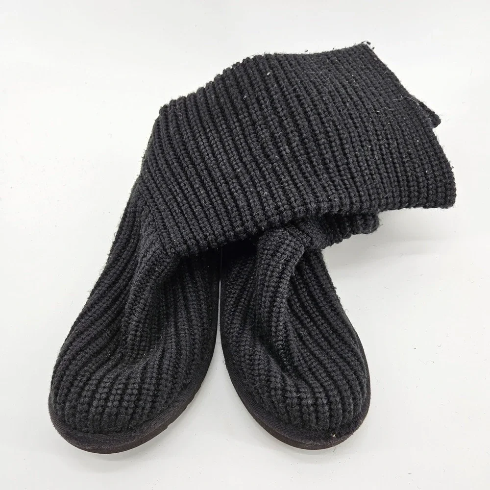 UGG Classic Cardy Black Knit Button Tall Slouch Winter Boots Cozy Size 5