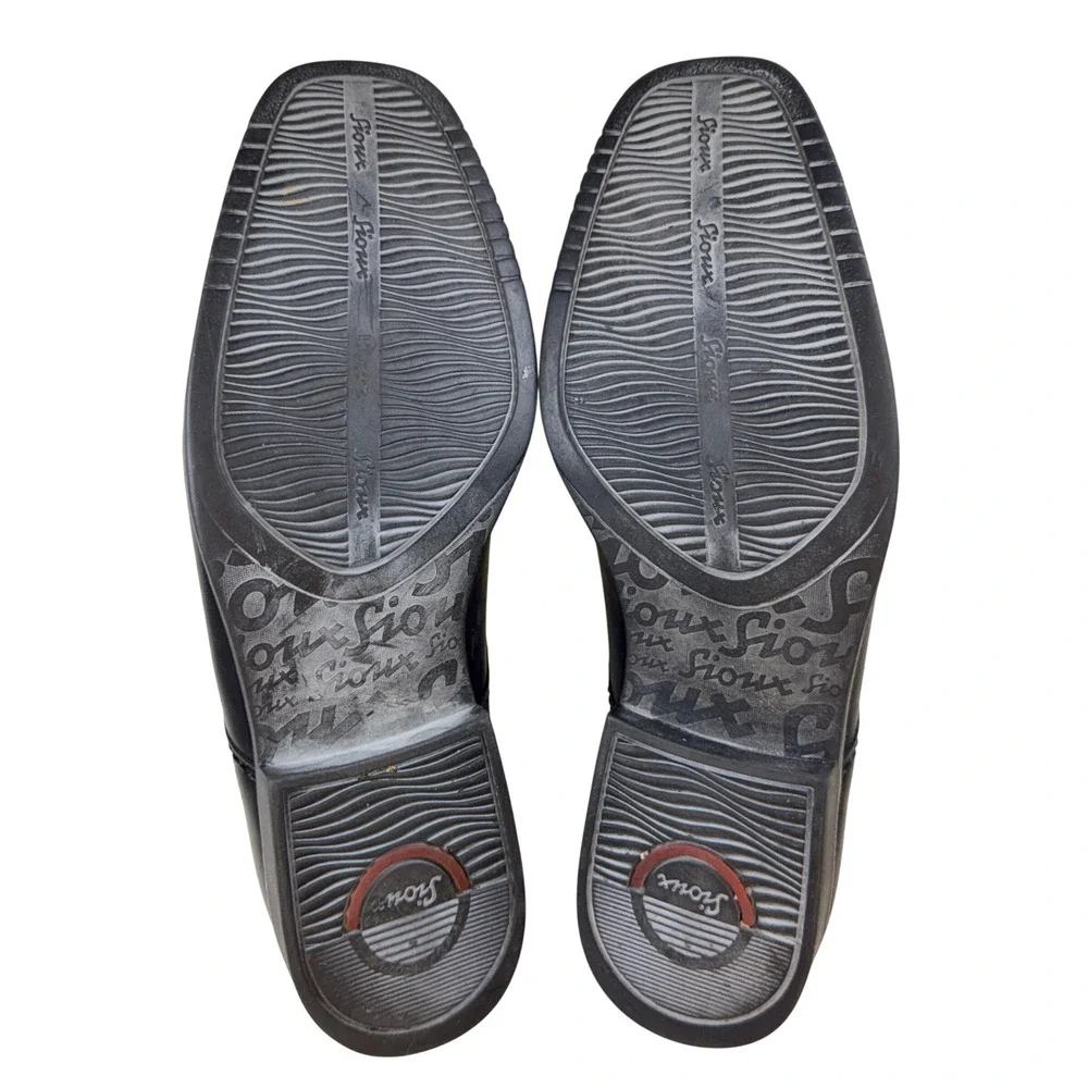Sioux men size
