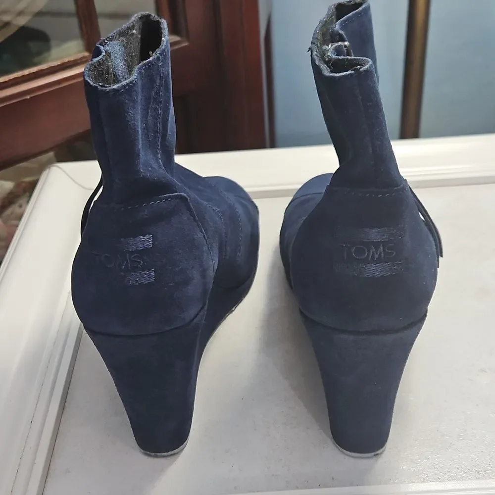 Toms elegant navy