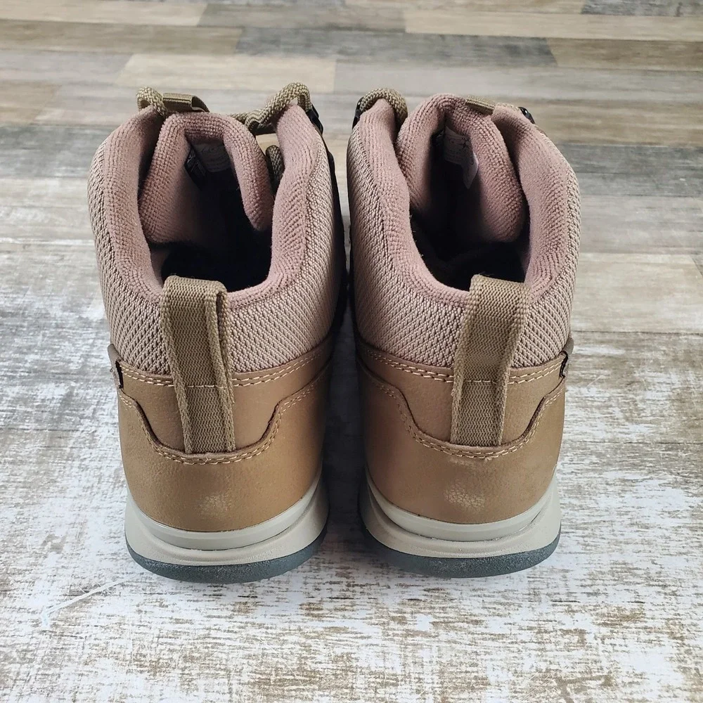 Oboz Footwear new without