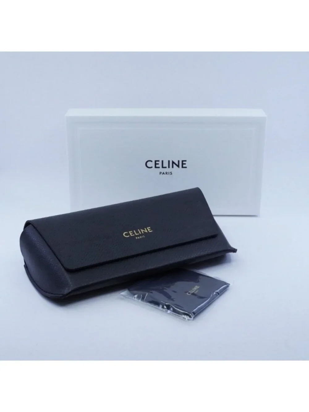 Celine model cl40060f