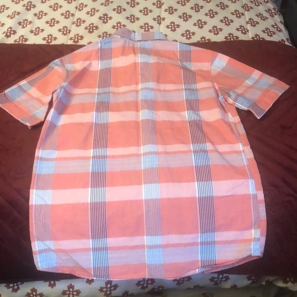 Old Navy short sleeve