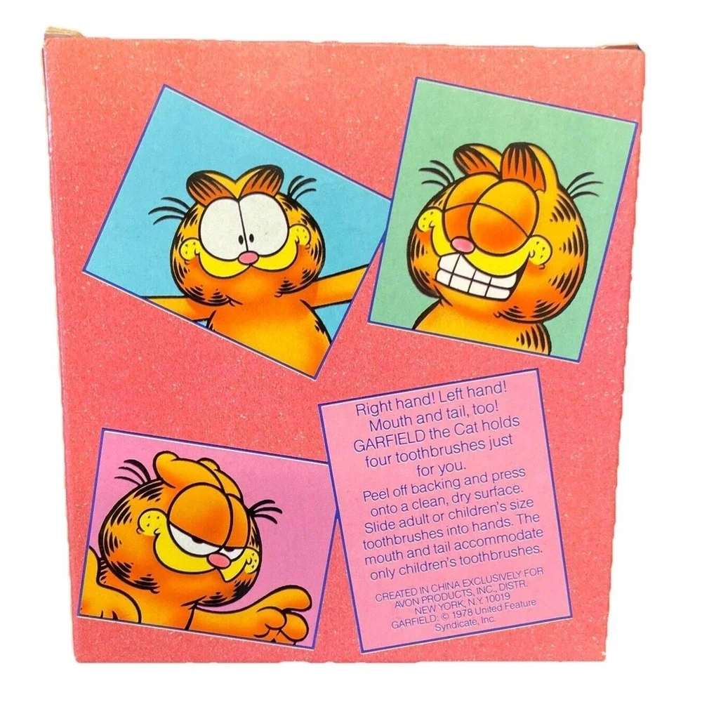 The Unbranded Brand garfield toothbrush