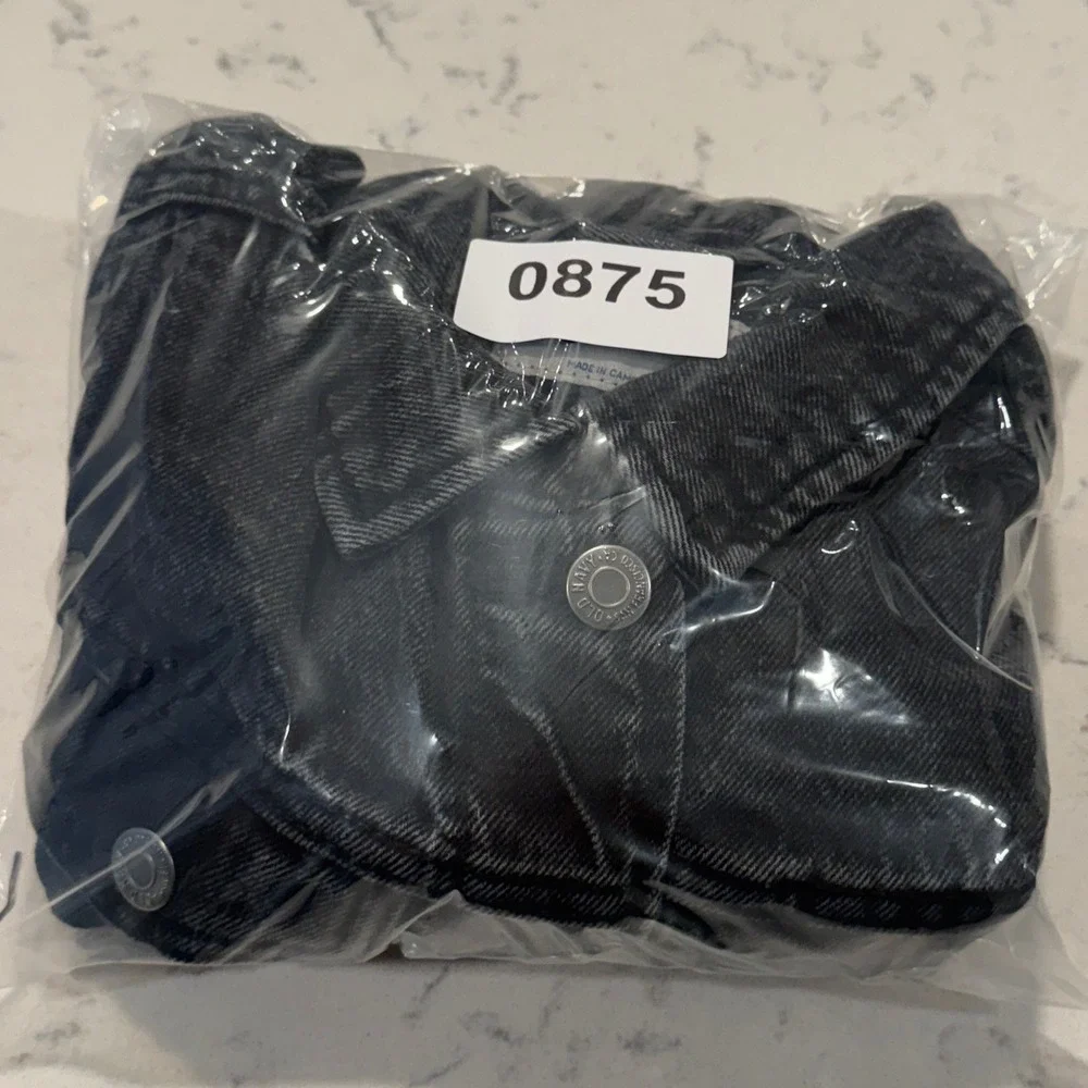 Old Navy Denim Trucker Jacket Kids Size S 6-7 Black Faded Cotton Button Front
