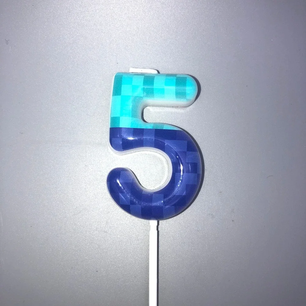 Pixel Gamer‎ Birthday Candle Number # 5 Blue Checkered Cake Topper Gaming Party