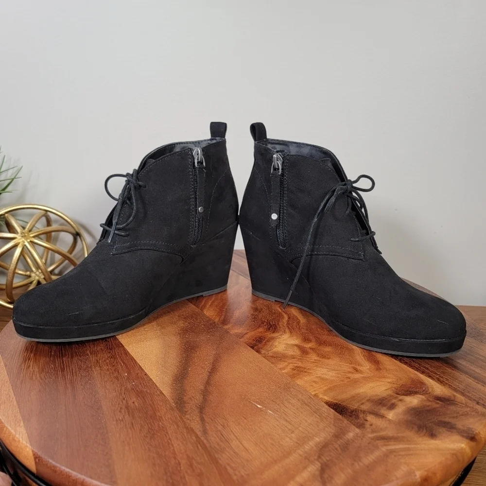 DV by Dolce Vita brand owned