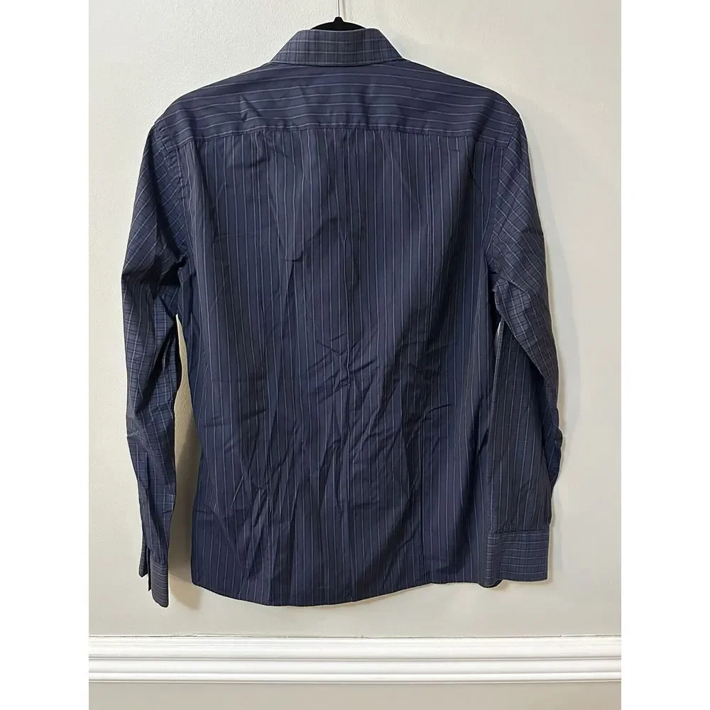 Banana Republic crafted discerning
