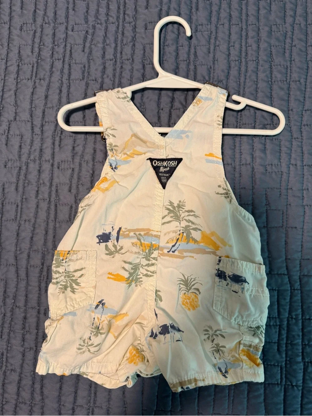 OshKosh Bgosh cream short