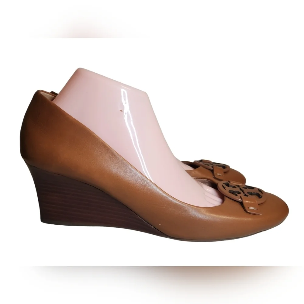 Tory Burch very good