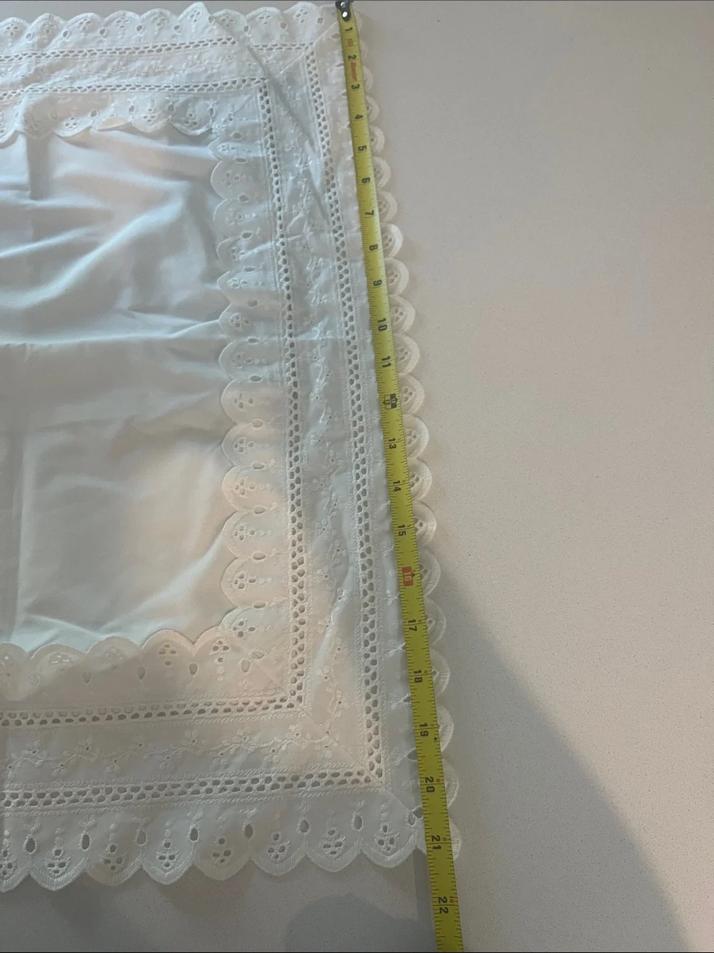 N/A unbranded white