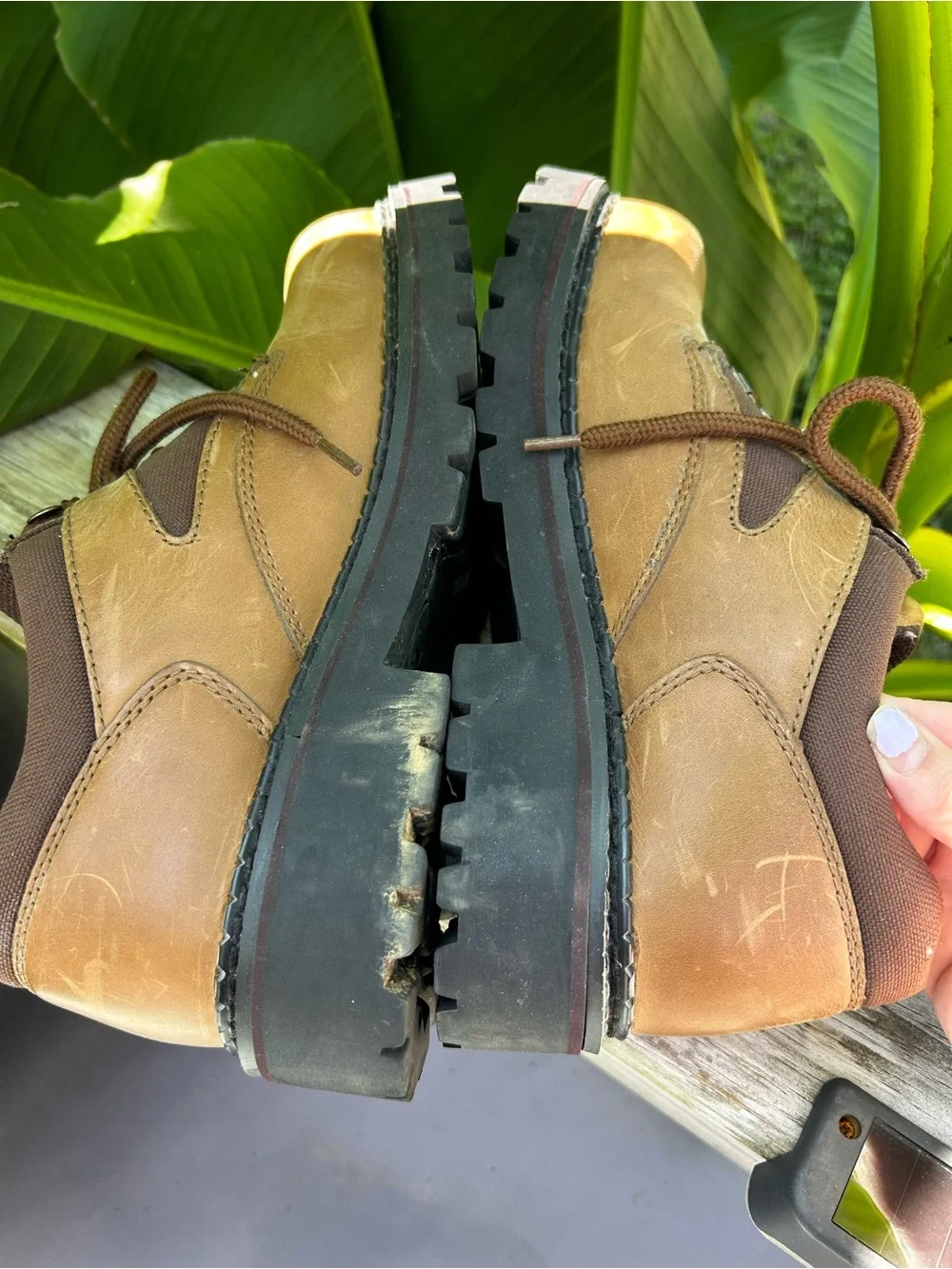 GBX lace up