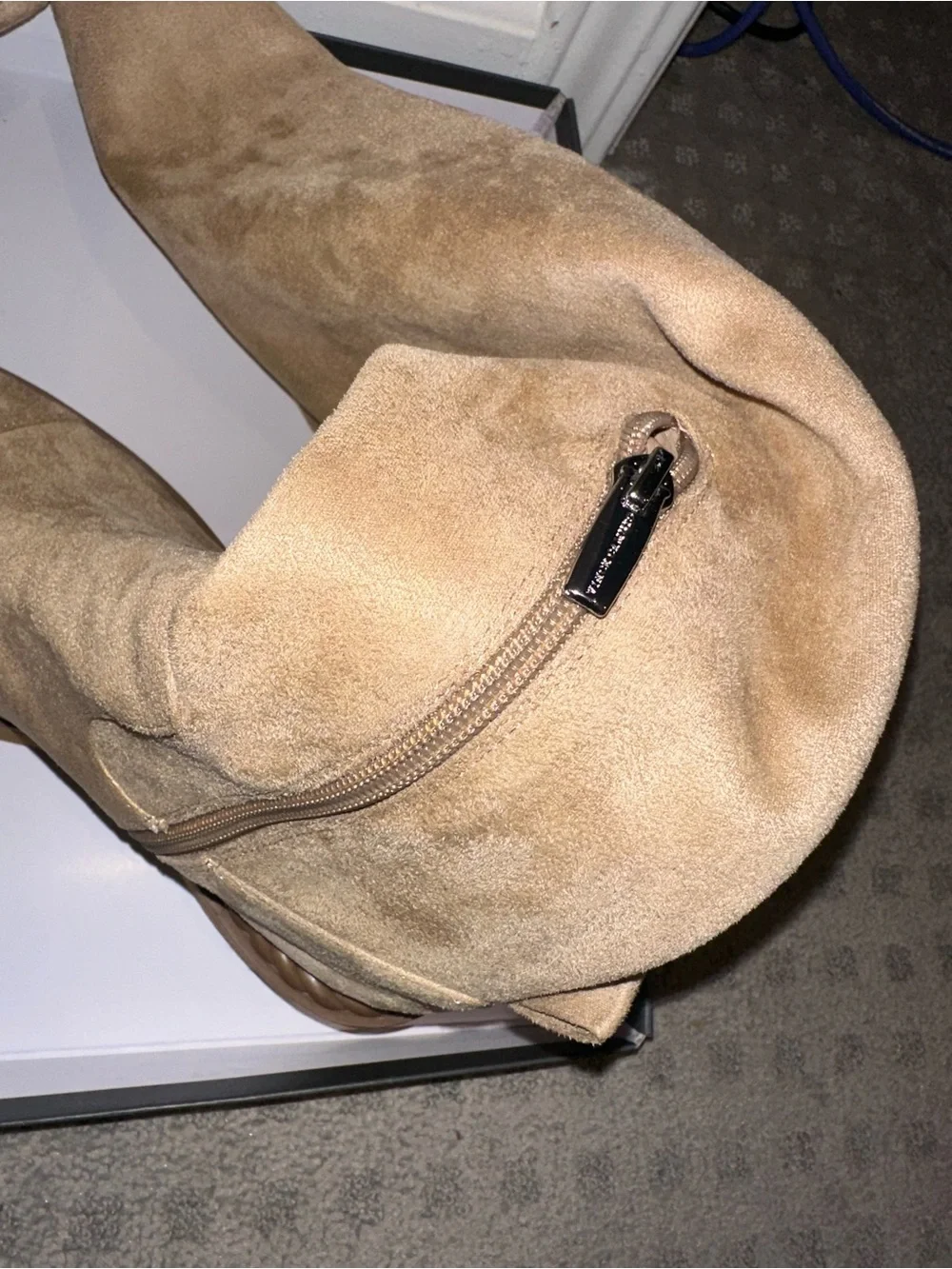 Vince Camuto stylish tan