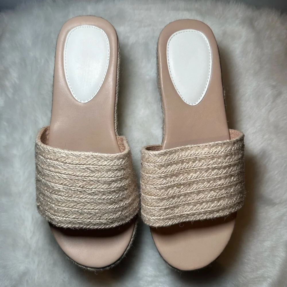 N/A neutral beige
