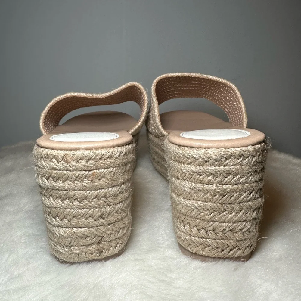 N/A neutral beige