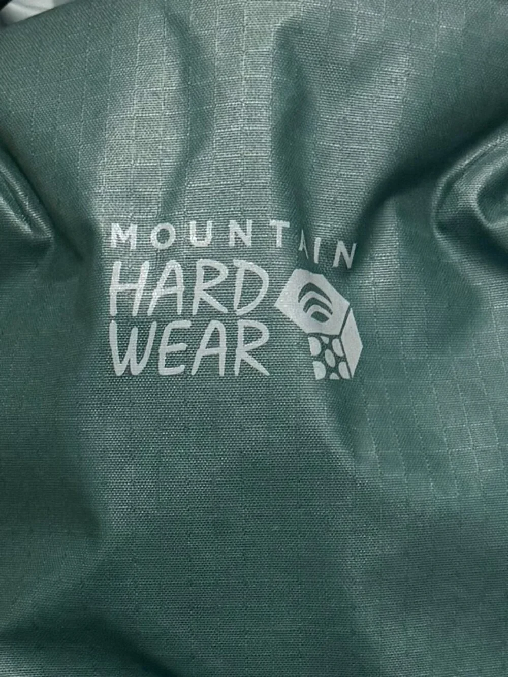 Mountain Hardwear new tags