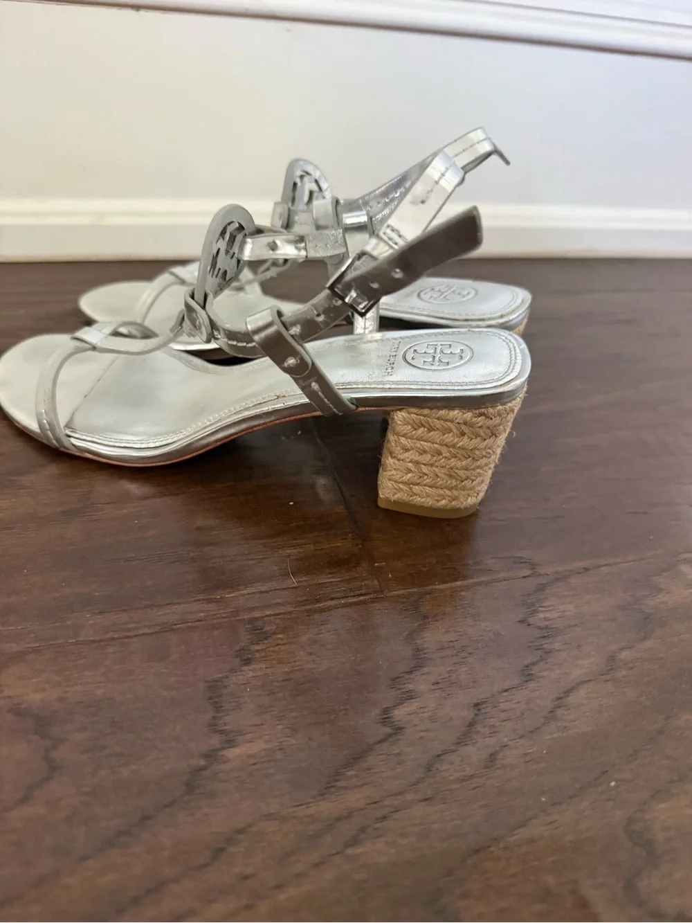 Tory Burch tory burch