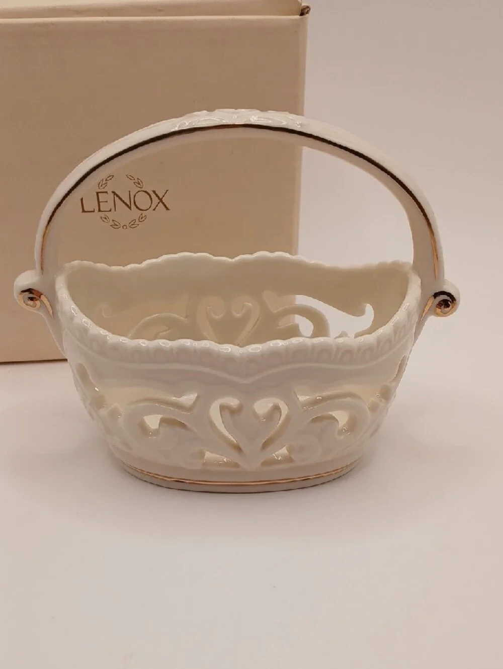 Lenox delicate pierced