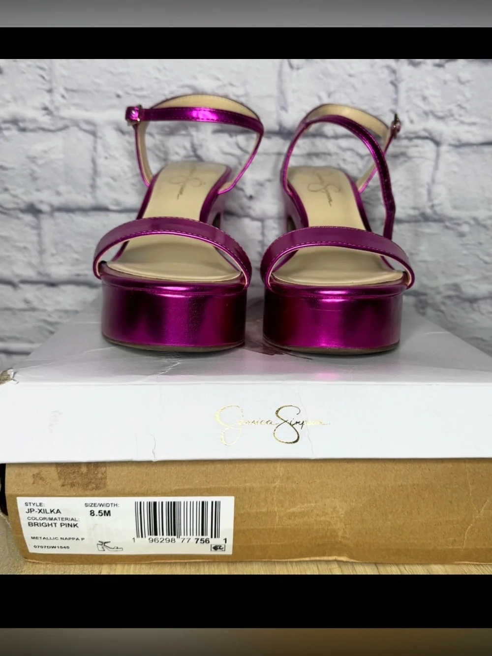 Jessica Simpson bold metallic