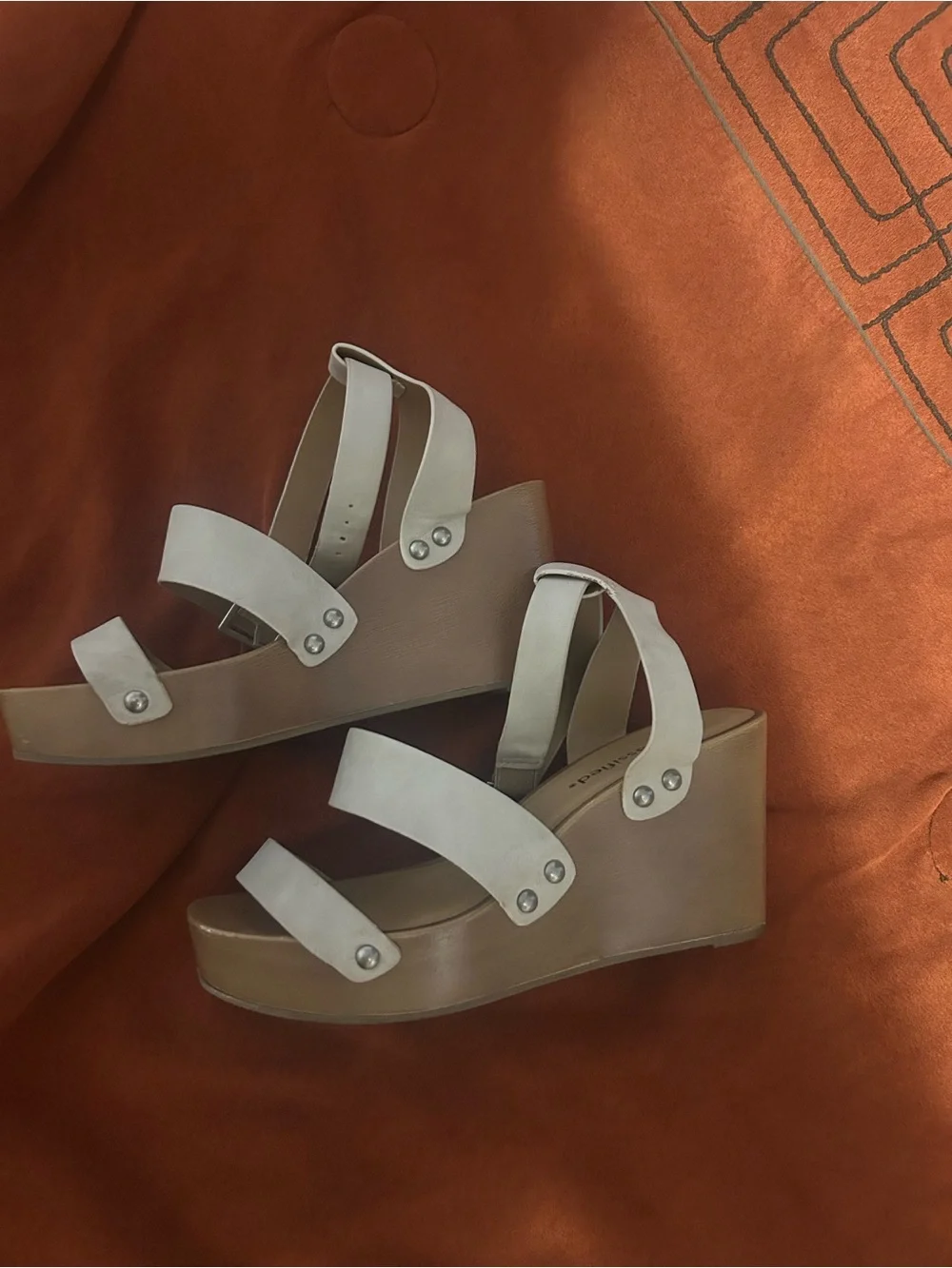 Cityclassified stylish platform