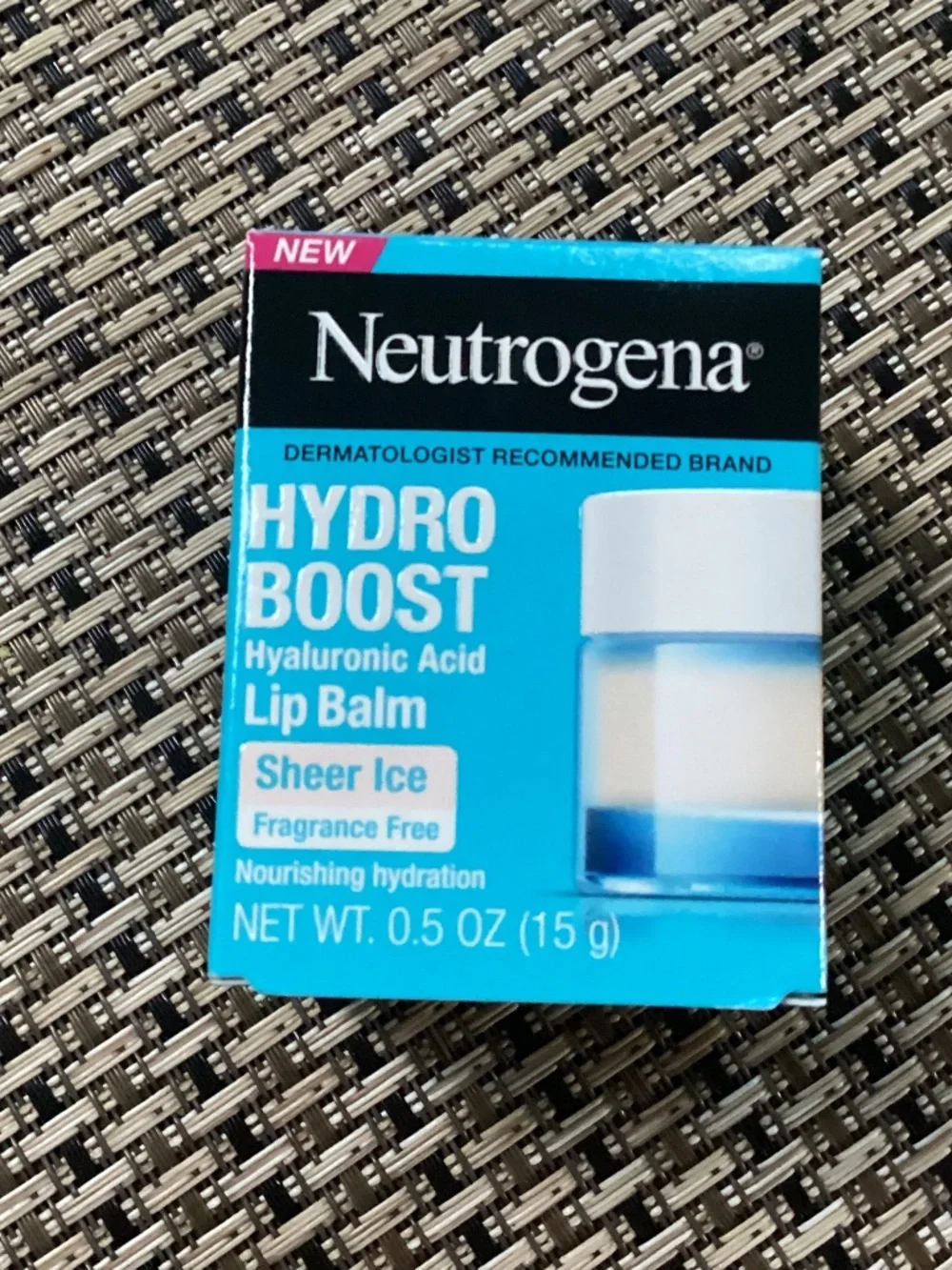 Neutrogena Hydro Boost Hyaluronic Acid Lip Balm Sheer Fragrance Free NEW