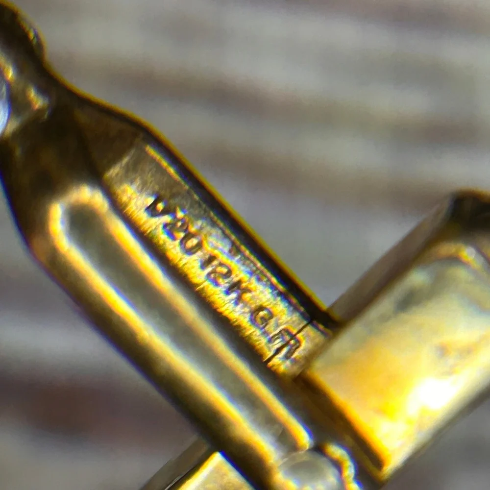 Unbranded vintage gold