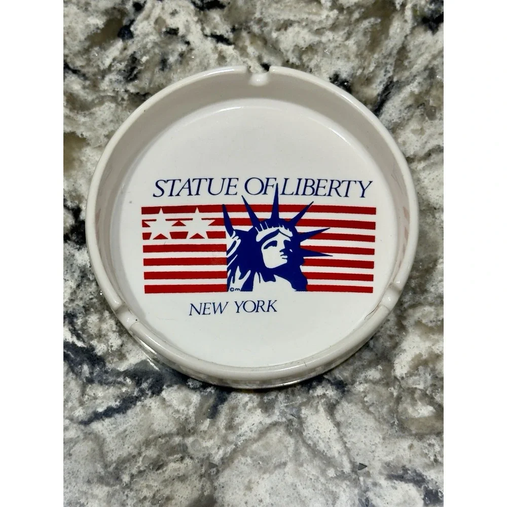 Vintage Statue Of Liberty New York Ashtray 4