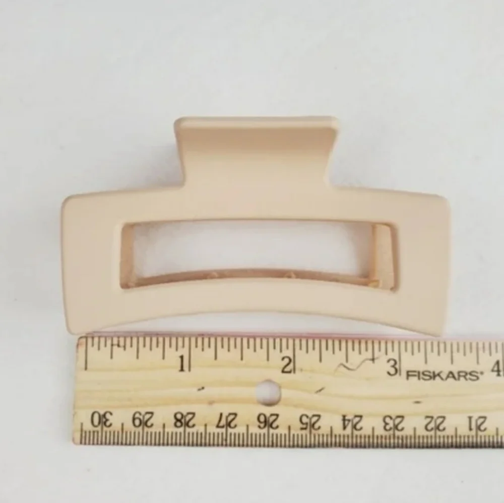 N/A claw clips